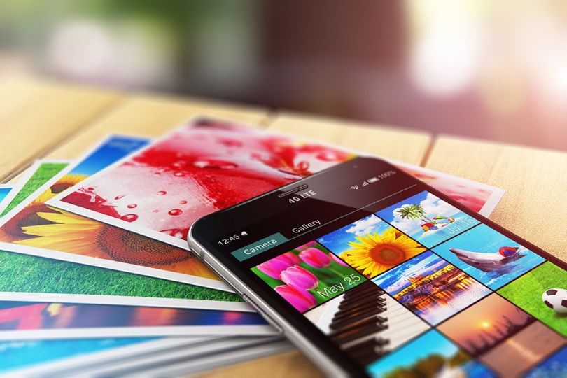 Image gallery on a smartphone