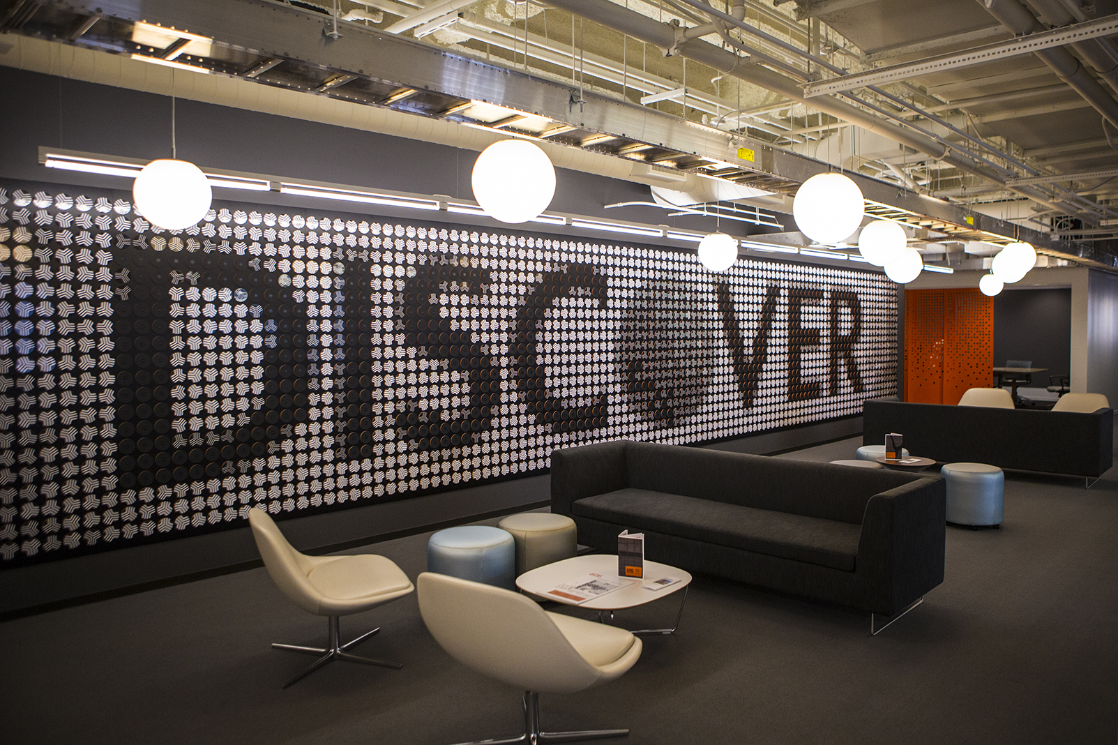 Discover Announces Chicago Hiring Plans For 2023, 2024